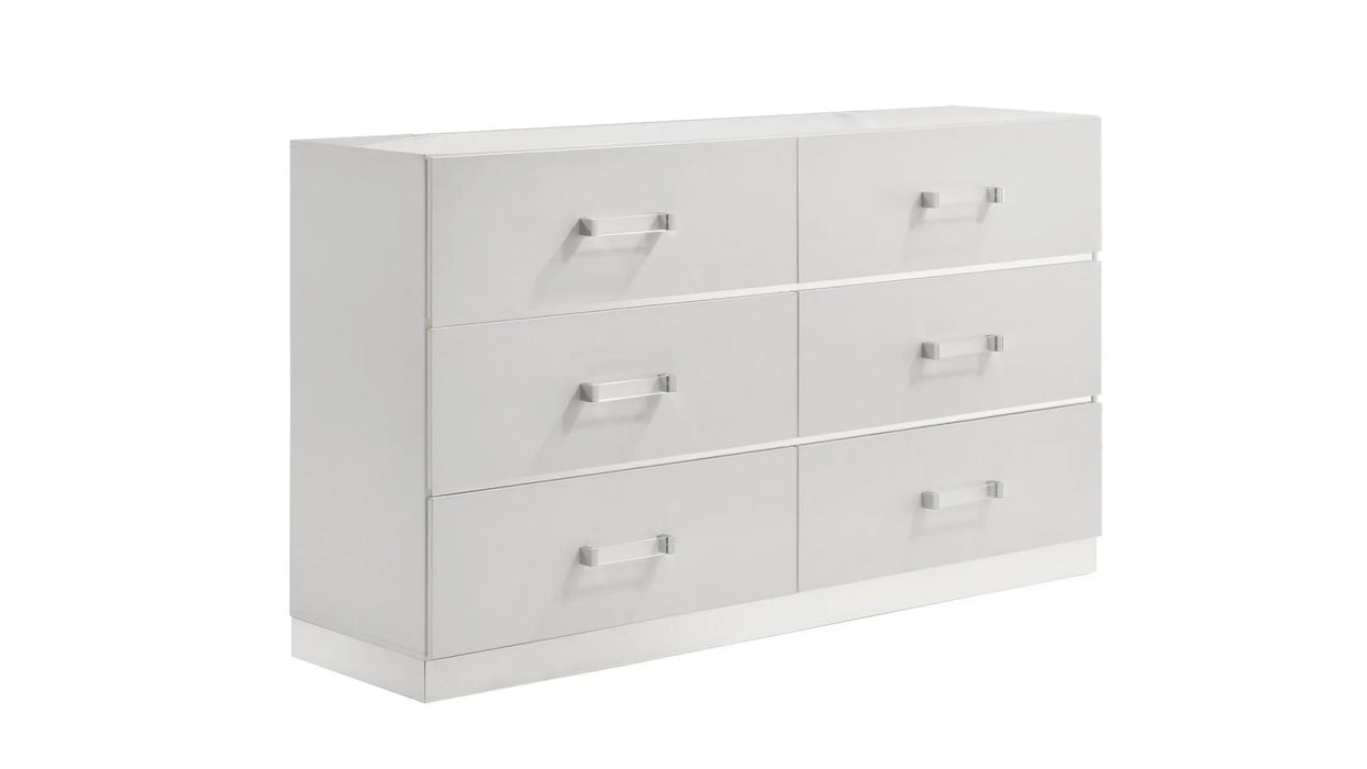 Europa White Wood And Upholstered Queen Bedroom Set