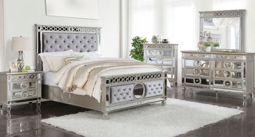 Marseilles Silver Wood Queen Bedroom Set