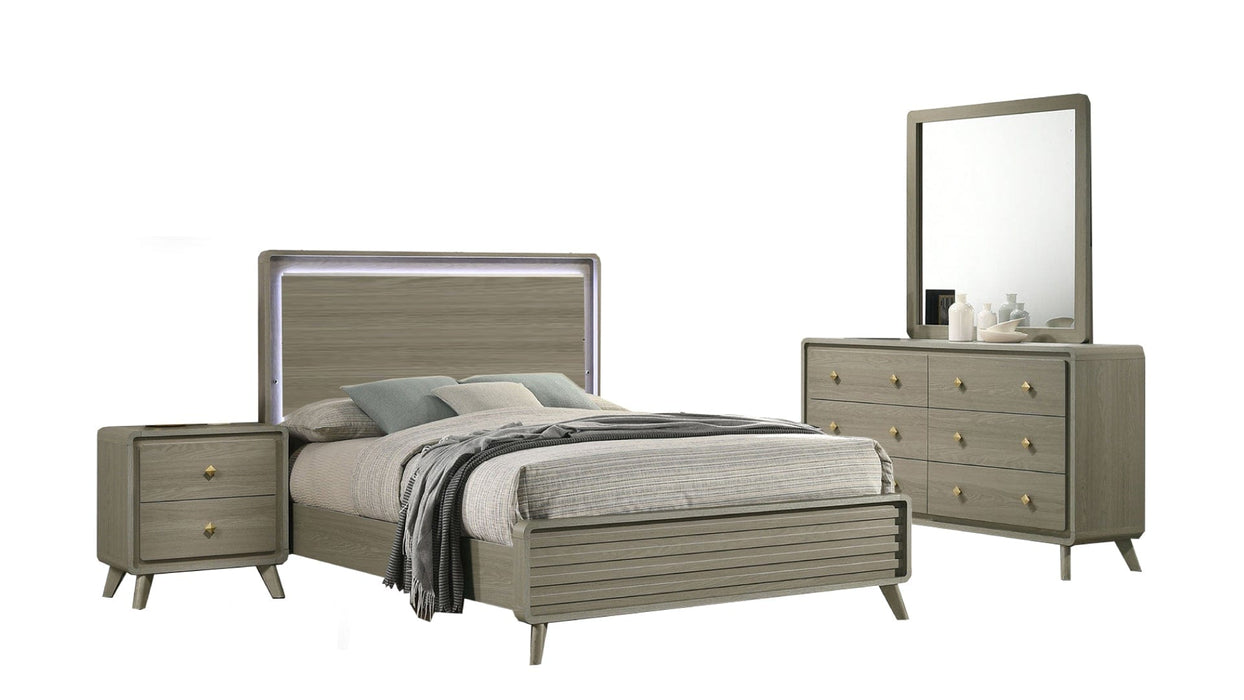 Rainier Gray Wood And Upholstered Queen Bedroom Set