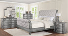 Estates Platinum Wood And Upholstered Queen Bedroom Set
